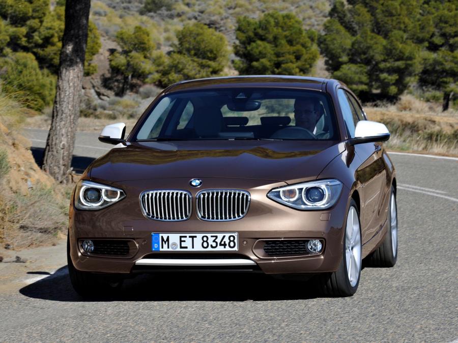  BMW 125d 3-Door Urban Line 2012 года  (фото 9 из 16)